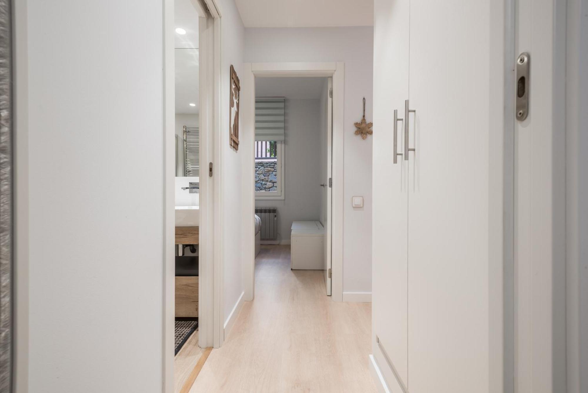 Lebre By Totiaran Apartment Naut Aran ภายนอก รูปภาพ