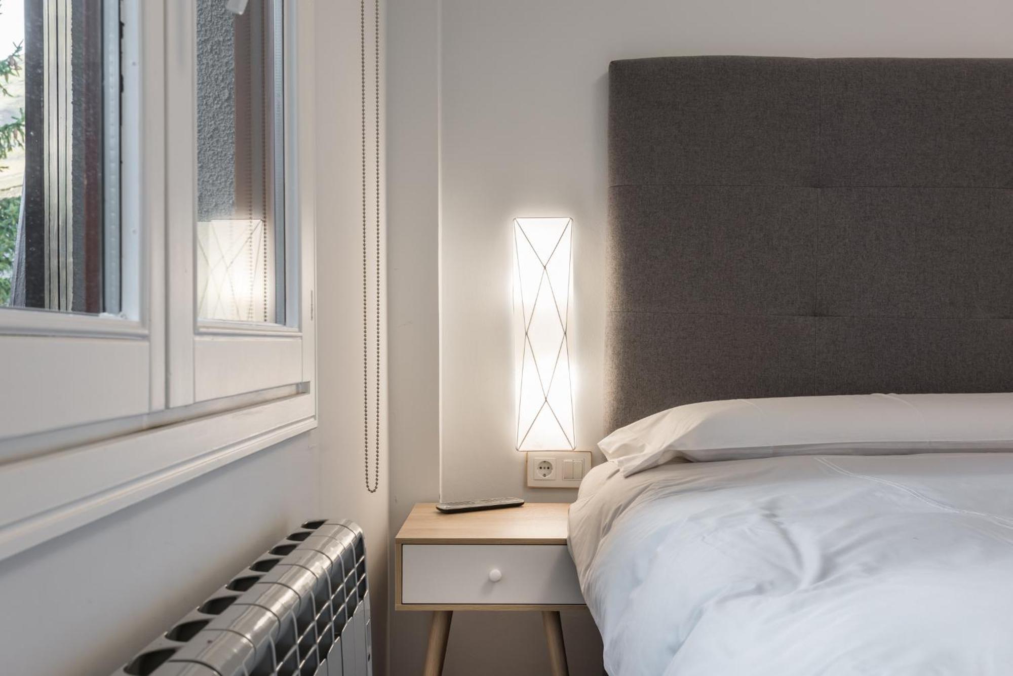 Lebre By Totiaran Apartment Naut Aran ภายนอก รูปภาพ