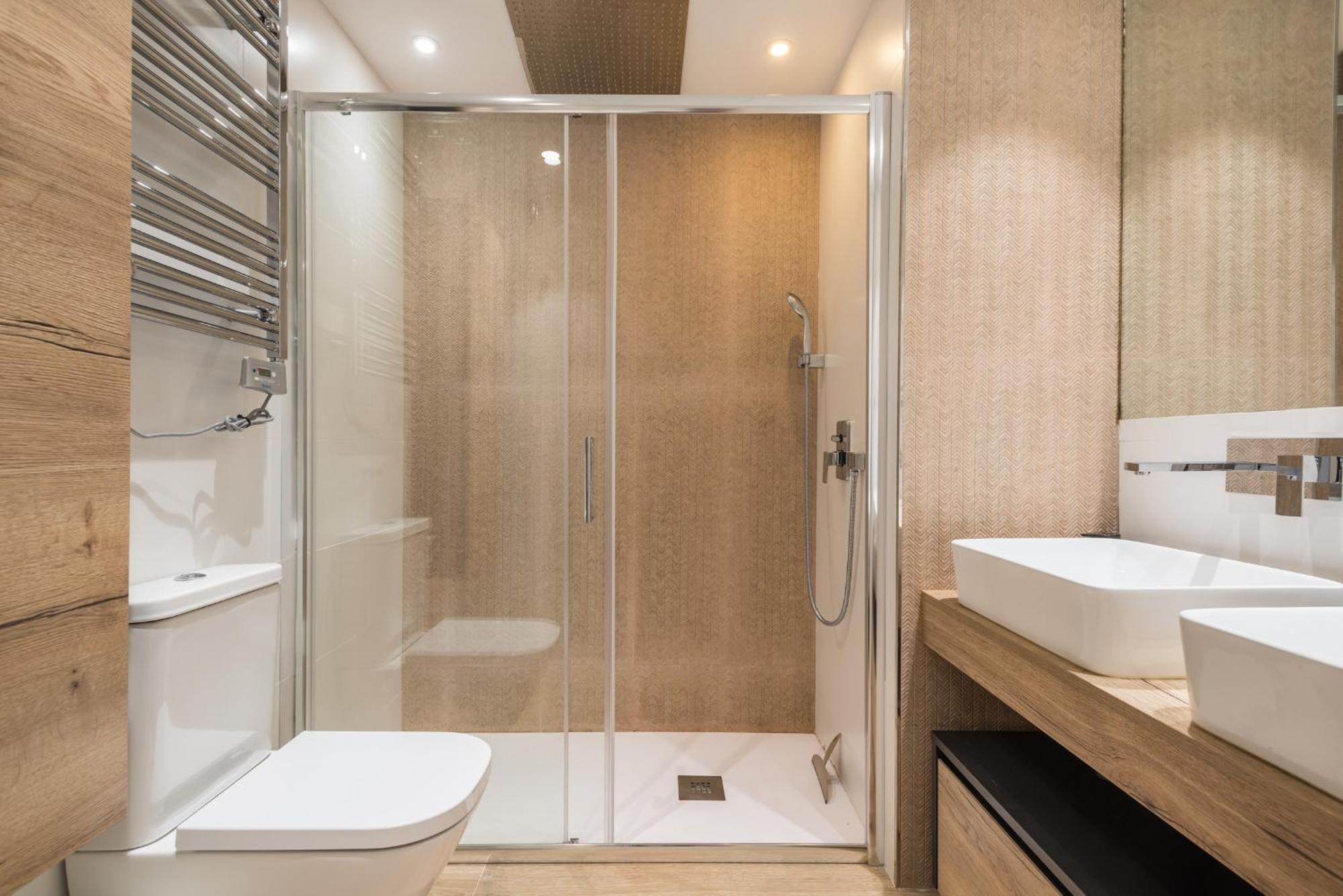 Lebre By Totiaran Apartment Naut Aran ภายนอก รูปภาพ
